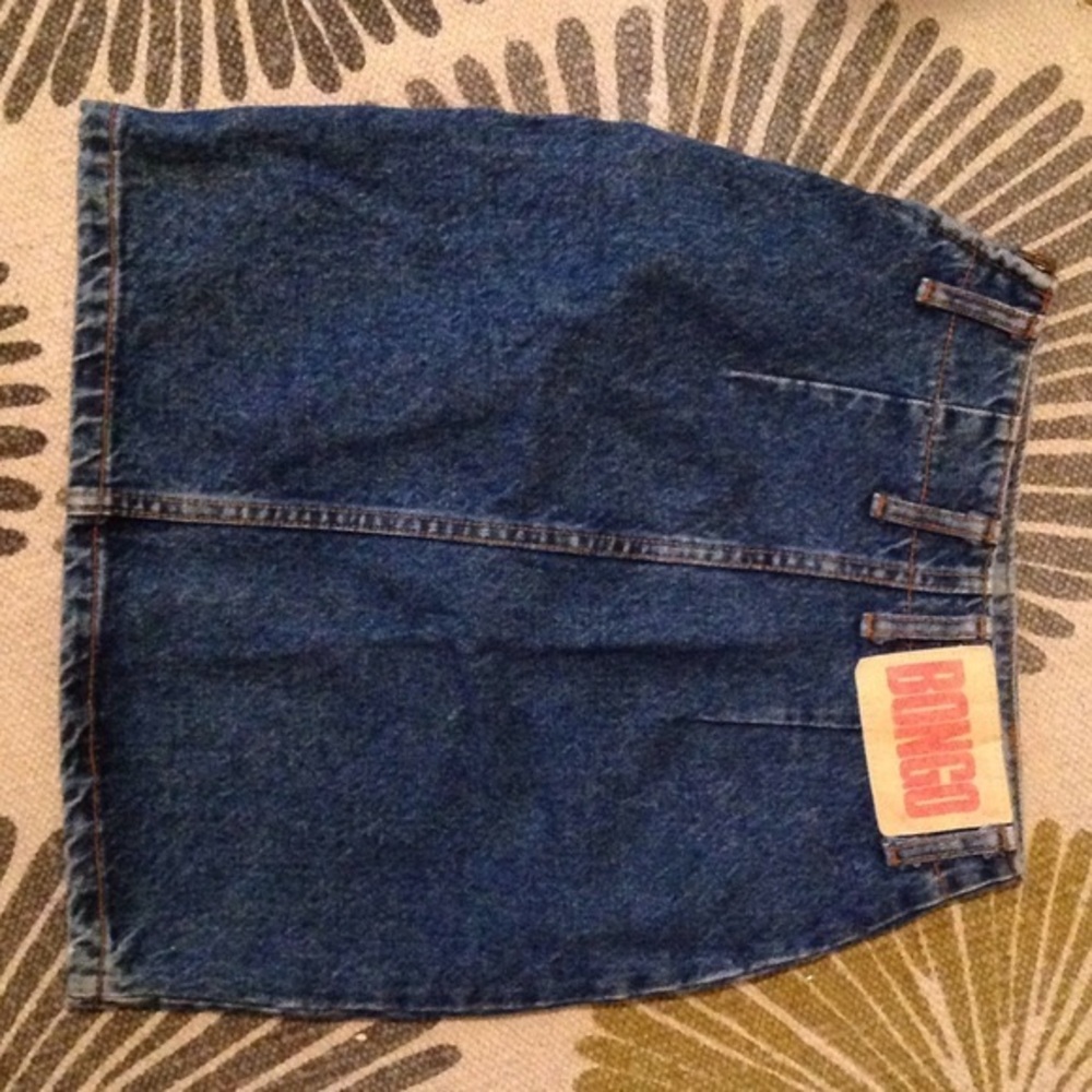 Denim skirt, side zip, vintage Bongo size 3